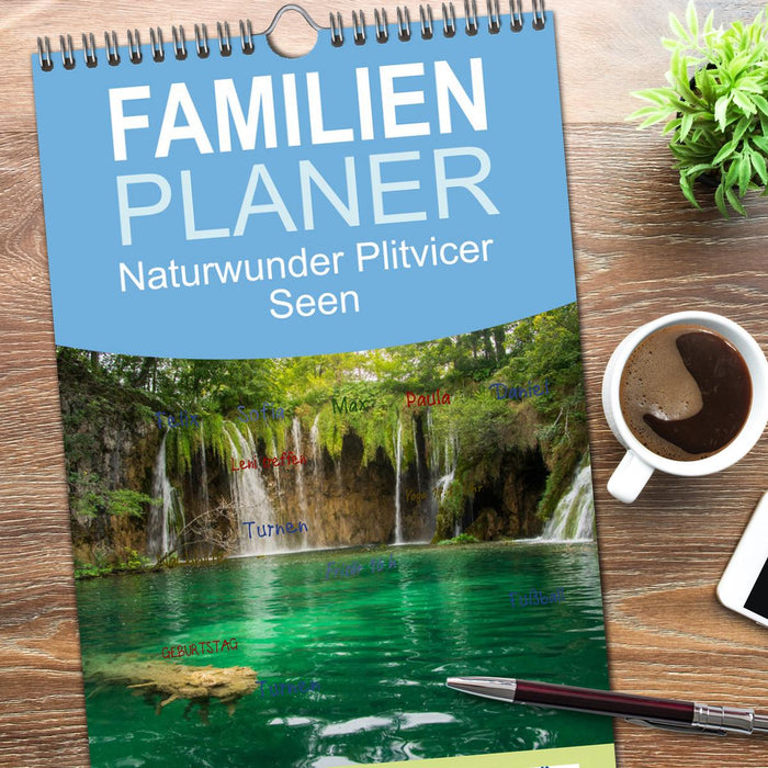 Naturwunder Plitvicer Seen (CALVENDO Familienplaner 2026)