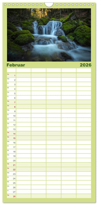 Wasserfallwelt Schweiz (CALVENDO Familienplaner 2026)