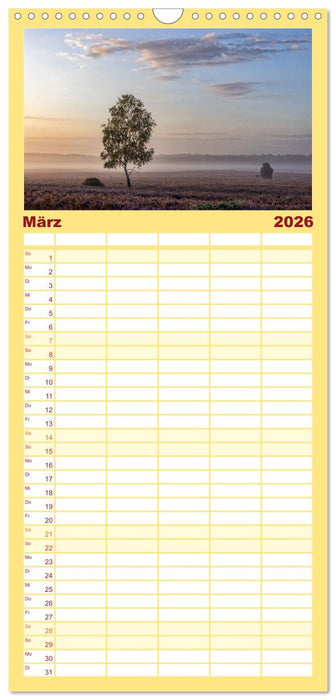 Die Lüneburger Heide - In voller Blüte (CALVENDO Familienplaner 2026)