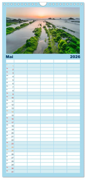 Mehr Licht am Meeresrand (CALVENDO Familienplaner 2026)