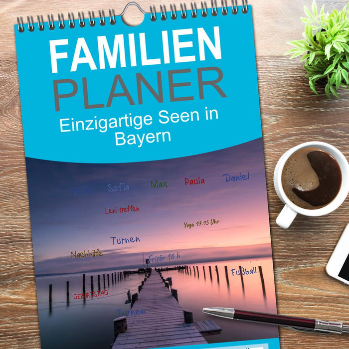 Einzigartige Seen in Bayern (CALVENDO Familienplaner 2026)