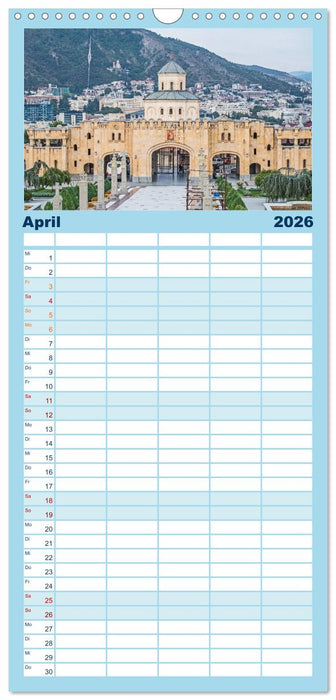 Tiflis - Die Metropole Georgiens (CALVENDO Familienplaner 2026)