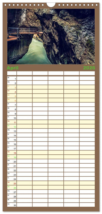 WANDERN über Stock und Stein in der Schweiz (CALVENDO Familienplaner 2026)