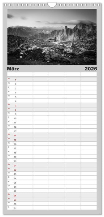 Monochrome Wonders (CALVENDO Familienplaner 2026)