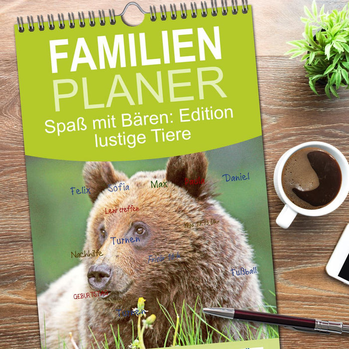 Spaß mit Bären: Edition lustige Tiere (CALVENDO Familienplaner 2026)