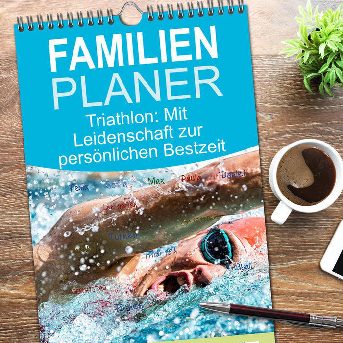 Triathlon: Mit Leidenschaft zur persönlichen Bestzeit (CALVENDO Familienplaner 2026)