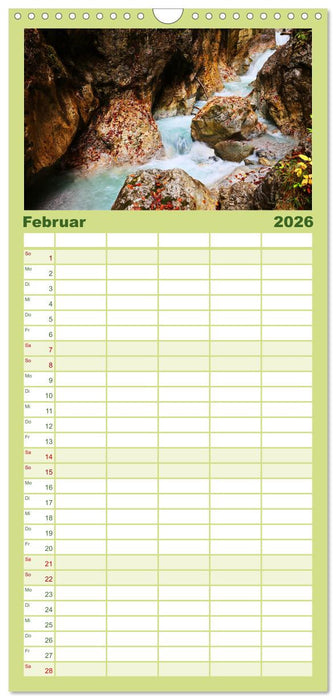 Naturschauspiel Zillertaler Wasser (CALVENDO Familienplaner 2026)