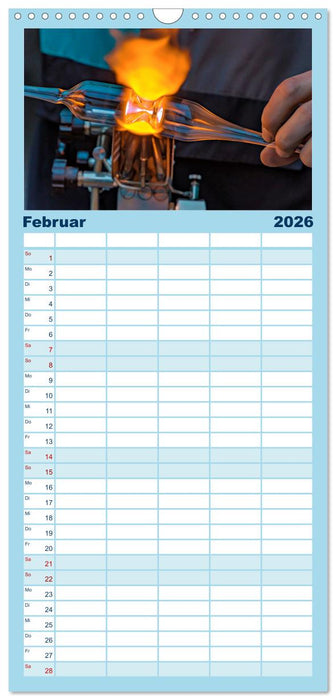 Glasblasen filigranes Handwerk (CALVENDO Familienplaner 2026)