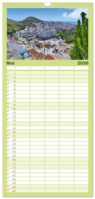 Andalusien, blaues Meer und historische Bauwerke (CALVENDO Familienplaner 2026)