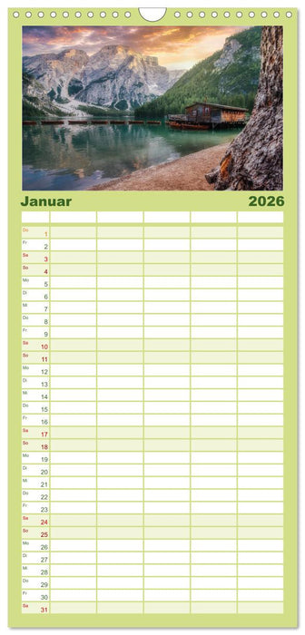 Verzauberte Bergwelten (CALVENDO Familienplaner 2026)