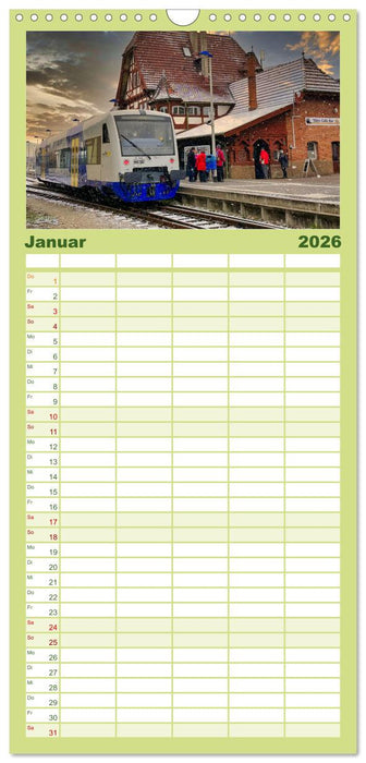 Auf Schienen übers Land (CALVENDO Familienplaner 2026)
