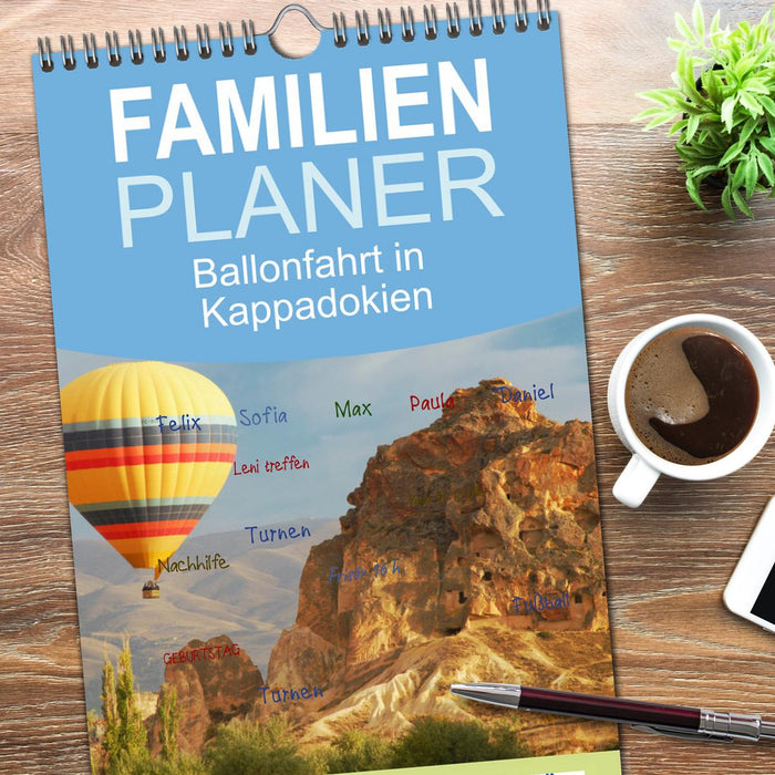 Ballonfahrt in Kappadokien (CALVENDO Familienplaner 2026)