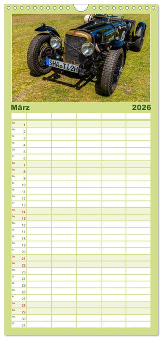 Historischer Rennsport - vom Feinsten (CALVENDO Familienplaner 2026)