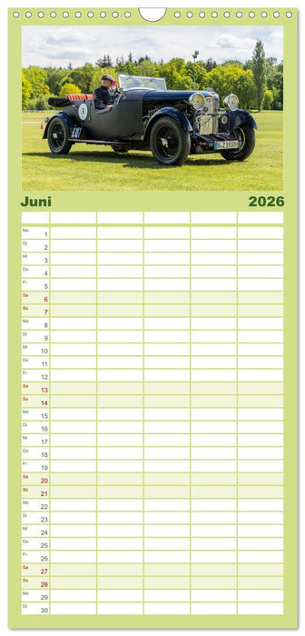 Historischer Rennsport - vom Feinsten (CALVENDO Familienplaner 2026)
