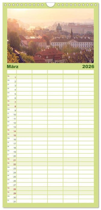 Aussichten auf Prag (CALVENDO Familienplaner 2026)