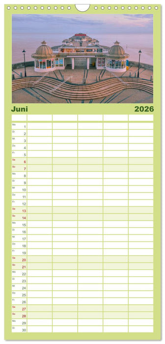 Norfolk - Ostengland: Von der Nordseeküste durch das Marschland (CALVENDO Familienplaner 2026)