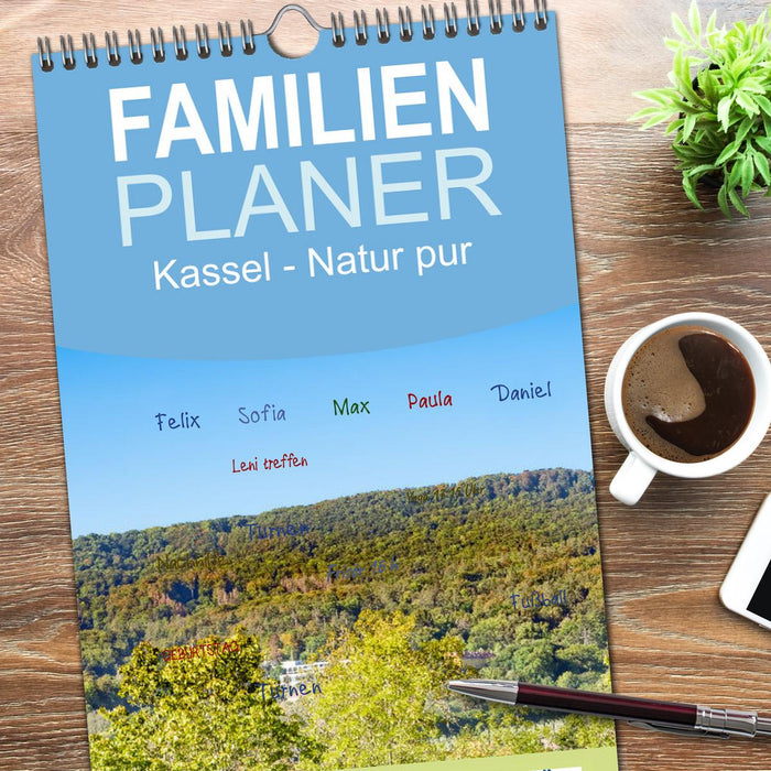 Kassel - Natur pur (CALVENDO Familienplaner 2026)