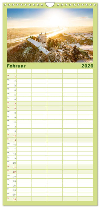 Wunderschönes Österreich (CALVENDO Familienplaner 2026)