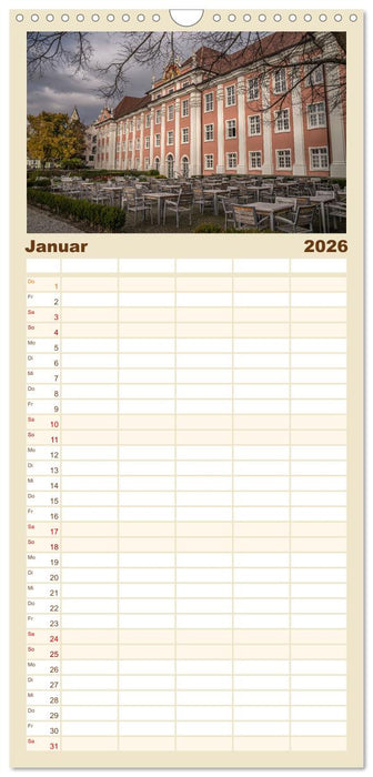 Meersburg - pittoreske Kleinstadt am Bodensee (CALVENDO Familienplaner 2026)