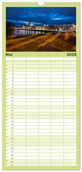 Typisch Magdeburg (CALVENDO Familienplaner 2026)