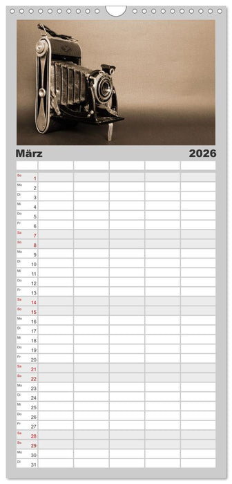Fotokameras - alt und schön (CALVENDO Familienplaner 2026)