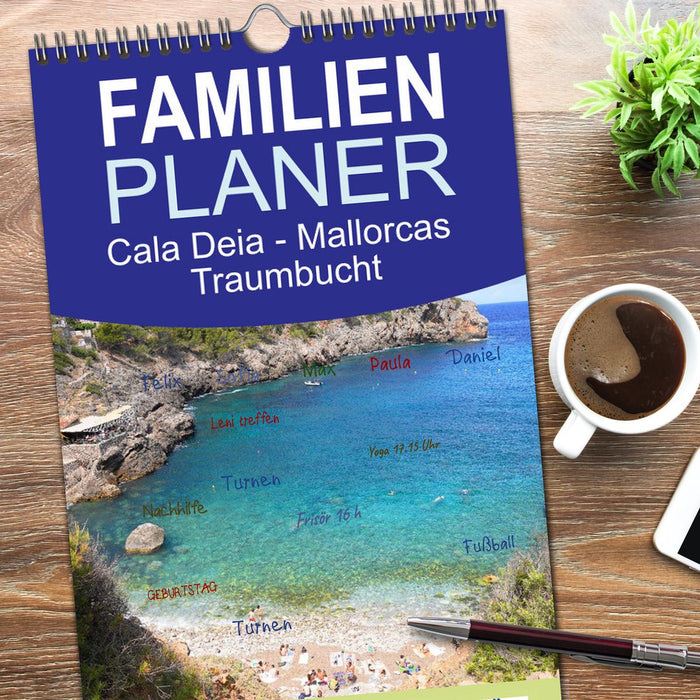 Cala Deia - Mallorcas Traumbucht (CALVENDO Familienplaner 2026)