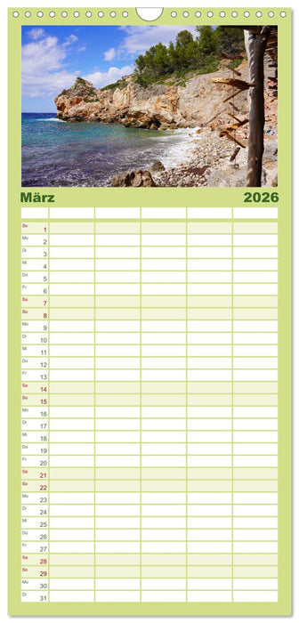 Cala Deia - Mallorcas Traumbucht (CALVENDO Familienplaner 2026)