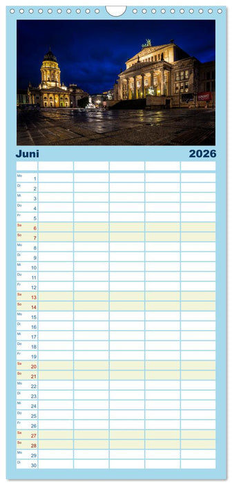Eine Reise durch Berlin bei Nacht (CALVENDO Familienplaner 2026)