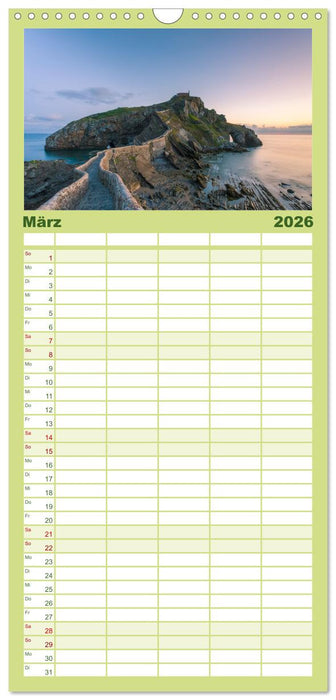 Traumhafte Wege - Matteo Colombo (CALVENDO Familienplaner 2026)