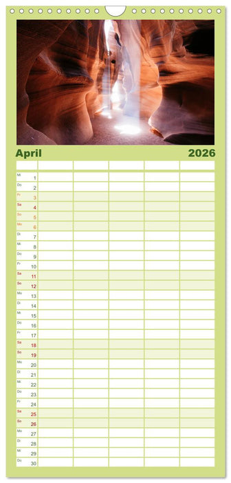 Traumhafte Wege - Matteo Colombo (CALVENDO Familienplaner 2026)