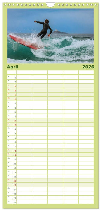 Surfen in der Bretagne (CALVENDO Familienplaner 2026)