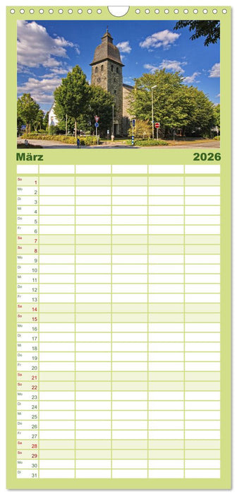 Stadtansichten Brilon (CALVENDO Familienplaner 2026)