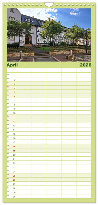 Stadtansichten Brilon (CALVENDO Familienplaner 2026)