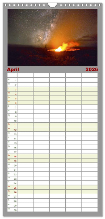 Vulkane - Beeindruckende Feuerberge (CALVENDO Familienplaner 2026)
