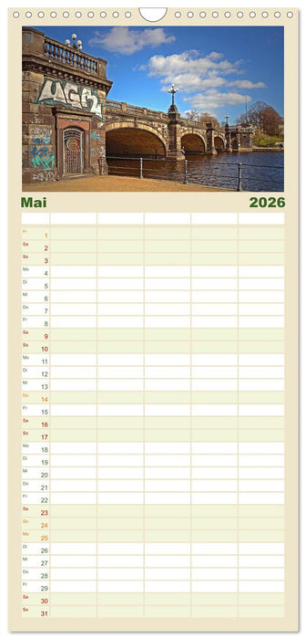 Alsteransichten in Hamburg (CALVENDO Familienplaner 2026)