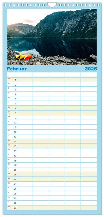 Kajak - Ruhige Gewässer (CALVENDO Familienplaner 2026)