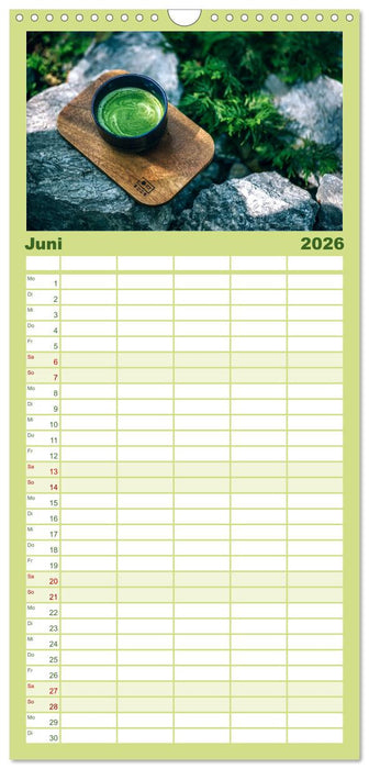 Matcha - Grüner Muntermacher (CALVENDO Familienplaner 2026)