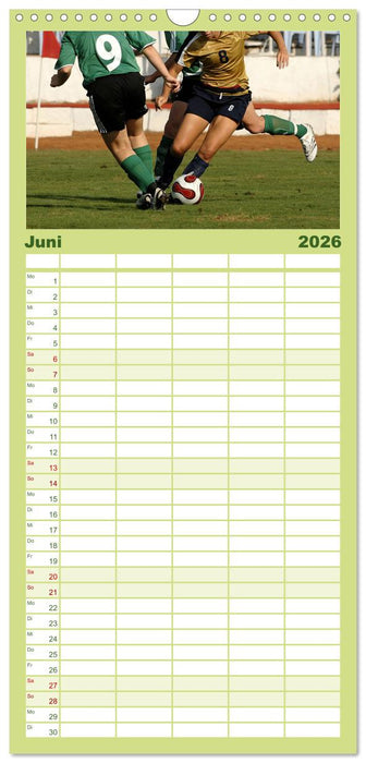 Fußball - pure Leidenschaft (CALVENDO Familienplaner 2026)