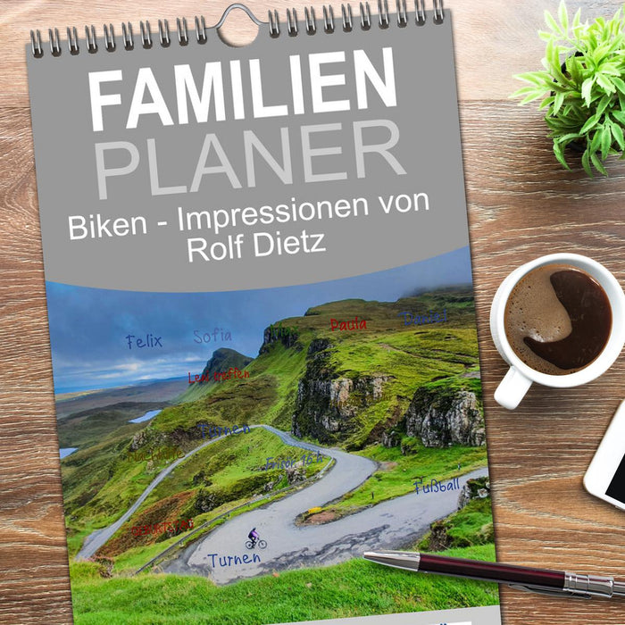 Biken - Impressionen von Rolf Dietz (CALVENDO Familienplaner 2026)