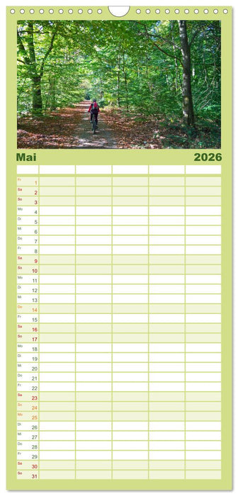 Biken - Impressionen von Rolf Dietz (CALVENDO Familienplaner 2026)