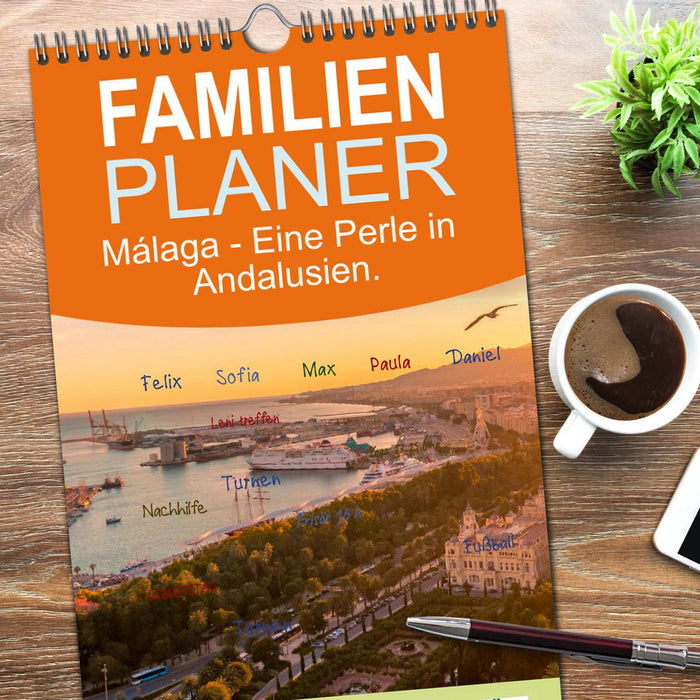Málaga - Eine Perle in Andalusien. (CALVENDO Familienplaner 2026)