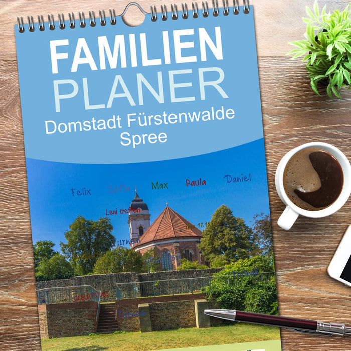 Domstadt Fürstenwalde Spree (CALVENDO Familienplaner 2026)