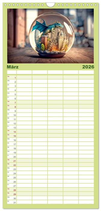 Miniaturwelt in der Glaskugel (CALVENDO Familienplaner 2026)