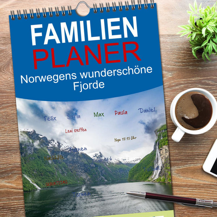 Norwegens wunderschöne Fjorde (CALVENDO Familienplaner 2026)
