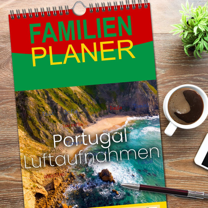 Portugal Luftaufnahmen (CALVENDO Familienplaner 2026)