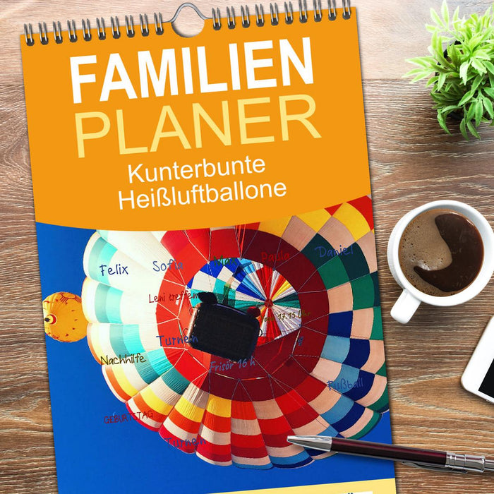 Kunterbunte Heißluftballone (CALVENDO Familienplaner 2026)
