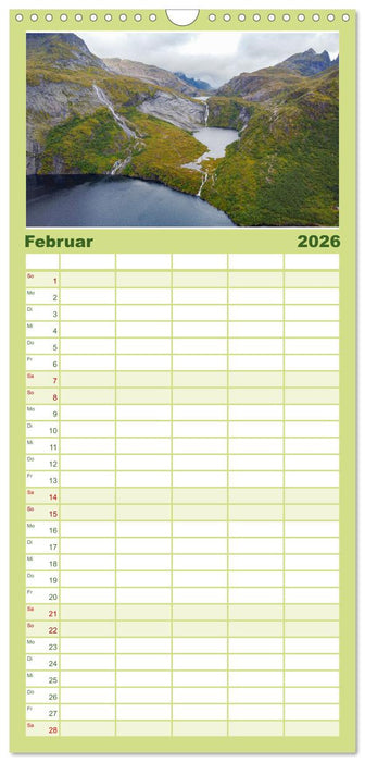 Spektakuläre Bergwelten Norwegen (CALVENDO Familienplaner 2026)