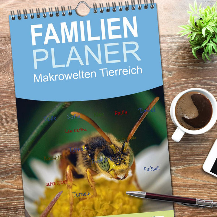 Makrowelten Tierreich (CALVENDO Familienplaner 2026)