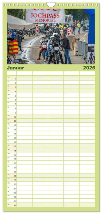 Motorräder am Jochpass (CALVENDO Familienplaner 2026)