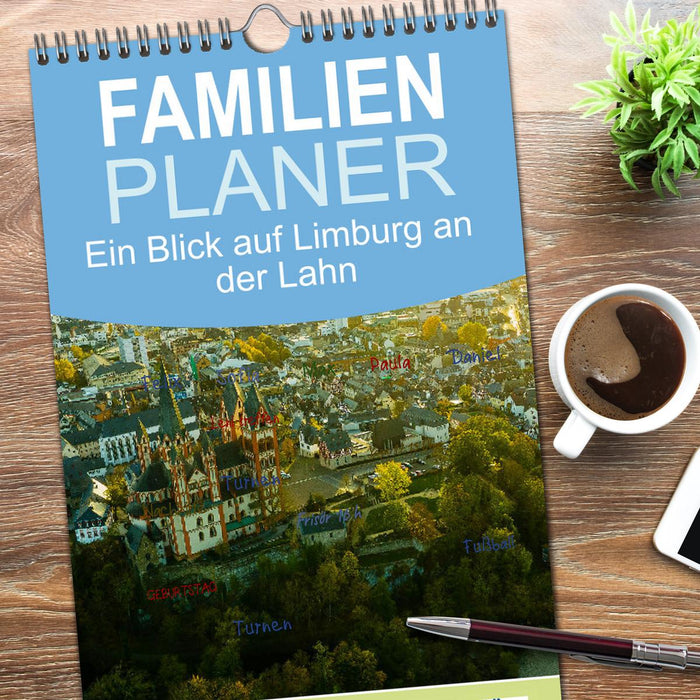 Ein Blick auf Limburg an der Lahn (CALVENDO Familienplaner 2026)